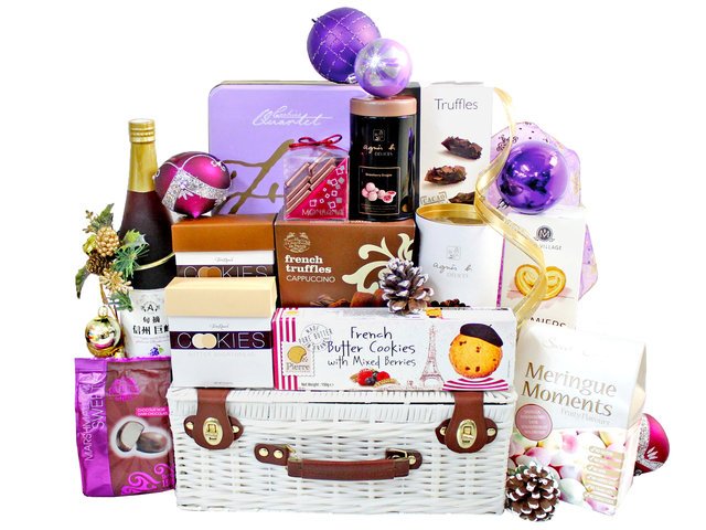 Christmas Gift Hamper - Christmas Permium Snack Gift Hamper H22 - L97067 Photo