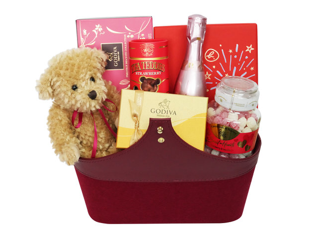 Wine n Food Hamper - Sweet Bear Wine and Food Gift Basket FH268 - BFAH0219A4 Photo